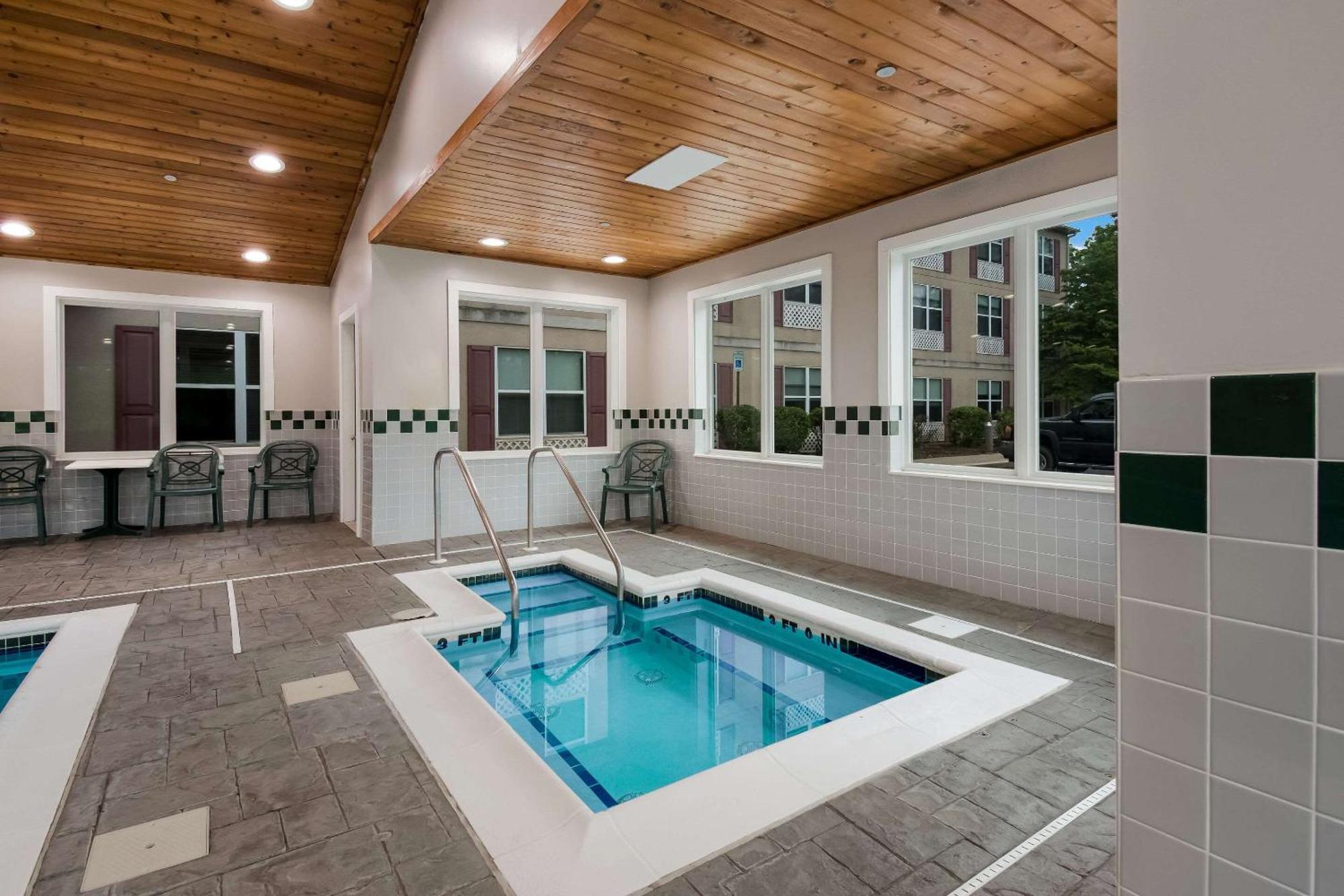 Country Inn & Suites By Radisson, Harrisburg Northeast - Hershey Zewnętrze zdjęcie